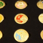 One Piece vol 56 Present coins